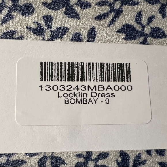 Reformation NWT Beautiful Locklin Bombay midi dress. Size 0. Sold out in stores - Picture 3 of 11